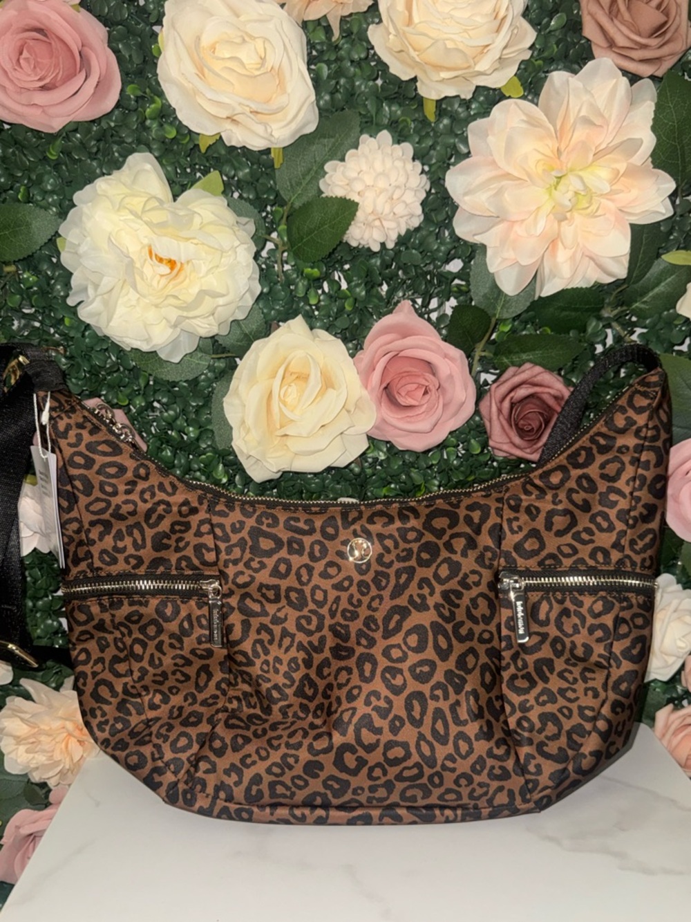 Lululemon Slouchy Sling Bag Leopard Print Gold Hardware NWT - Picture 5 of 10